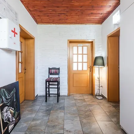 'easy Steps' - 3 - Pro Bono Apartment Shkoder
