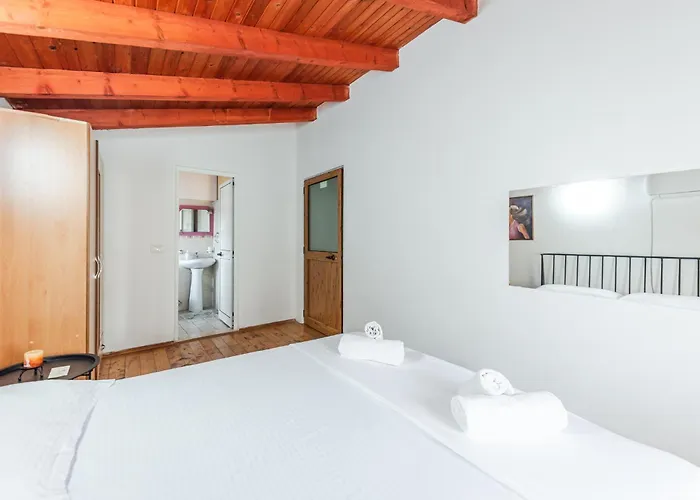 'easy Steps' - 3 - Pro Bono By Pikhost Shkodër